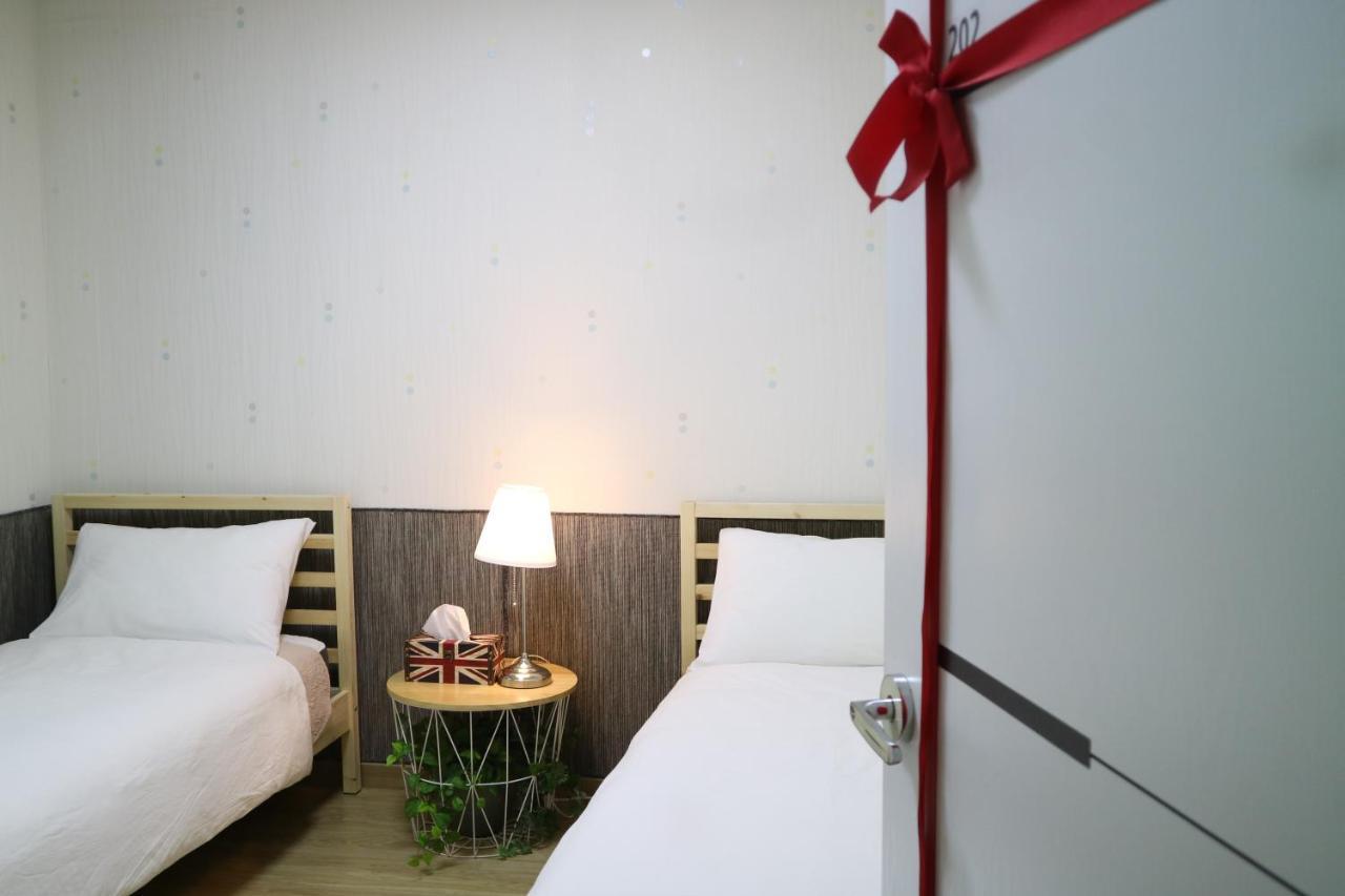 אינצ'ון Mr. Kim Guesthouse מראה חיצוני תמונה